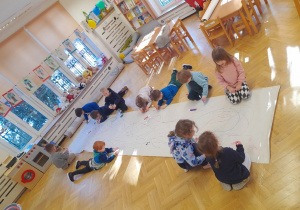 Czasem nie potrzeba wiele - wystarczy duża powierzchnia do wspólnej wspaniałej twórczej zabawy