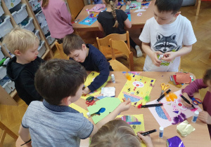 Karnawałowy klaun - praca plastyczna