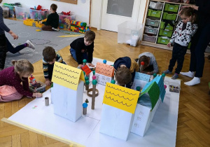 Poznajemy pracę urbanisty - zajęcia prowadzone przez Mamę Alicji