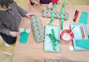 Kończenie "Krokodylków" z materiałów wtórnych cz 2