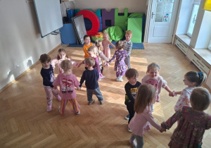 Zróbmy teraz koła zajęcia muzyczne