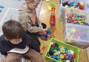 Razem dobrze się bawimy