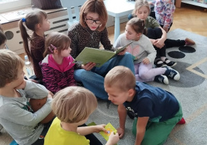 Rodzicielskie czytanie z Mamą Janeczki