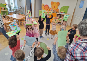 Prezentacja wiosennych kwiatów cz 2