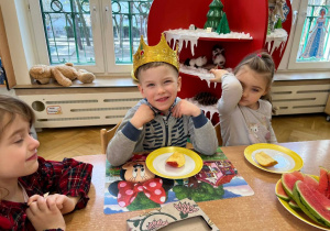 Jeremciu z okazji Twojego święta wszystkie Sroczki małej i duże życzą Ci samych radosnych wspólnych chwil