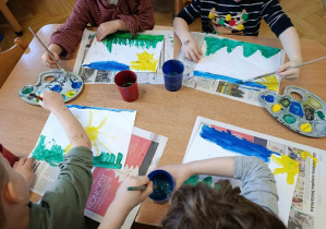 Poniedziałkowe warsztaty plastyczne - rozwijanie twórczego myślenia