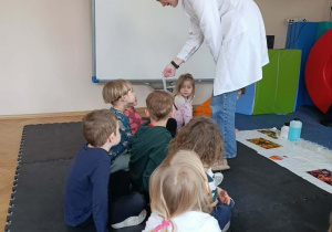 Warsztaty Labolo w grupie Dzięcioły