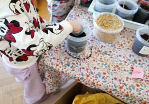 Wiosna za oknem a w grupie III praca wre