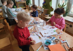 Tworzymy swoje klucze do emocji - warsztaty plastyczne z Mamą Janeczki