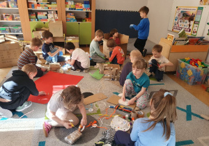 Śmieci - zabawki - kreatywne zabawy dzieci cz. 5