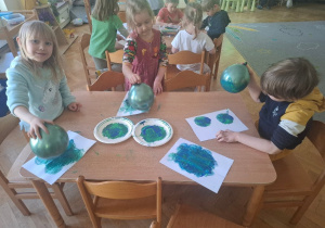 Malowanie balonami w ramach realizacji innowacji pedagogicznej