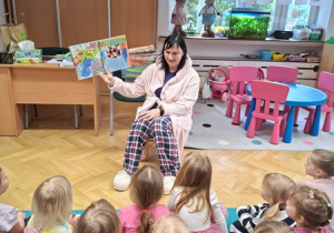 "Dzień na opak" i książka na opak