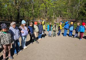 Dzień Ziemi - taniec ekologiczny całej społeczności przedszkolnej