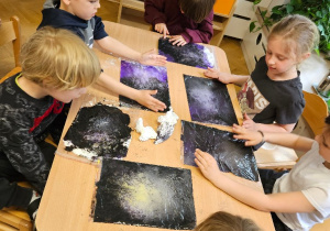 Kosmiczne galaktyki - zajęcia sensoryczne