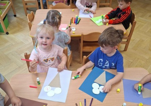 "Lody - to co dzieci lubią najbardziej" - praca plastyczna