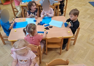 "Na pełnym morzu" - tworzenie pracy plastycznej cz 1