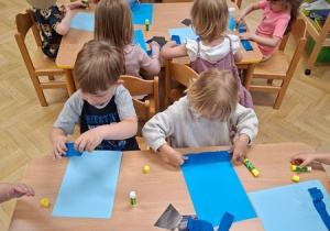 "Na pełnym morzu" - tworzenie pracy plastycznej cz 2