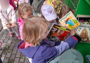 Akcja "Uwolnij książkę" - dzielimy się książkami z innymi