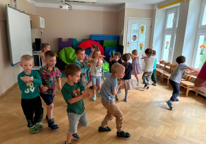 Lot rakiet kosmicznych z Panią Kasią rytmiczką